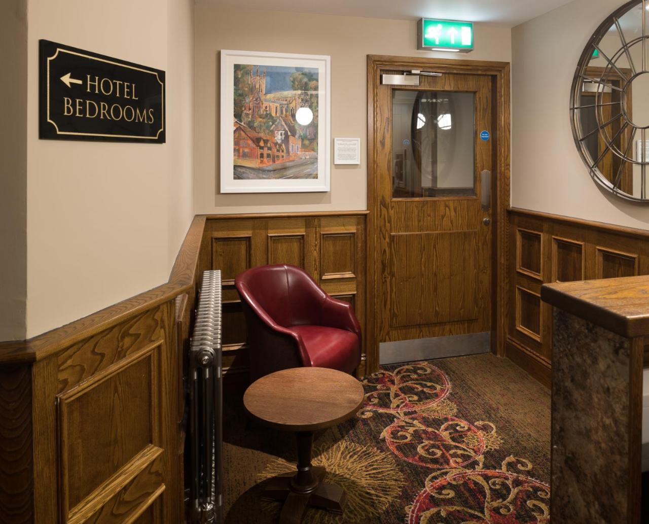 Готель The John Russell Fox Wetherspoon Андовер Екстер'єр фото